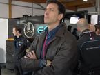 Тото Вольфф в боксах команды Mercedes EQ в Саудовской Аравии