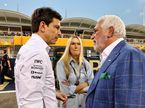 Тото Вольфф и Лоуренс Стролл, владелец команды Aston Martin, в центре его бразильская супруга, фото XPB