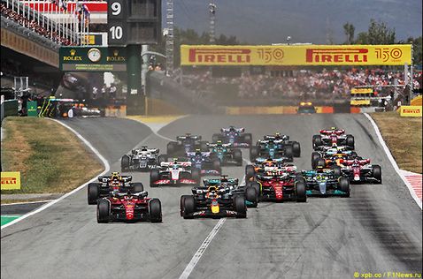 Старт Гран При Испании 2022