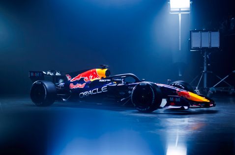 Машина Red Bull Racing RB22, фото пресс-службы команды