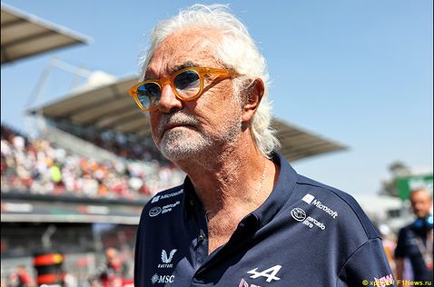 Флавио Бриаторе