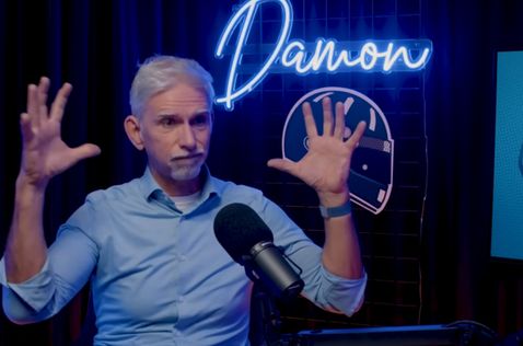 Деймон Хилл