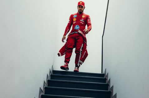 Льюис Хэмилтон, фото пресс-службы Ferrari