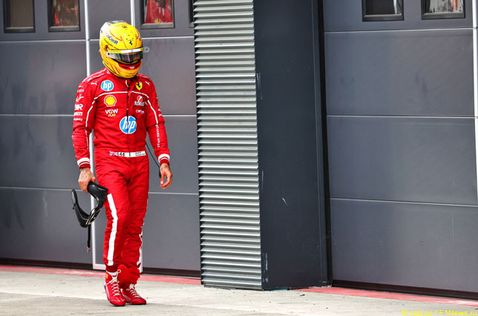 Льюис Хэмилтон