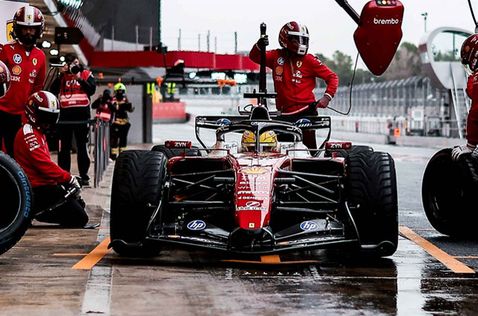 Льюис Хэмилтон