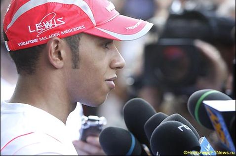 Льюис Хэмилтон