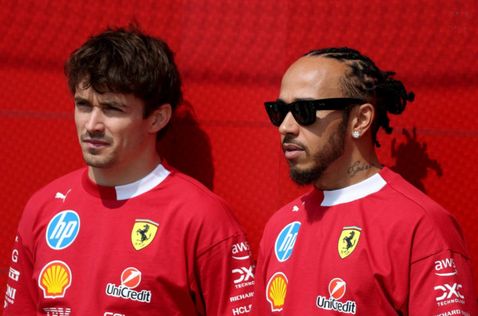 Шарль Леклер и Льюис Хэмилтон, фото XPB