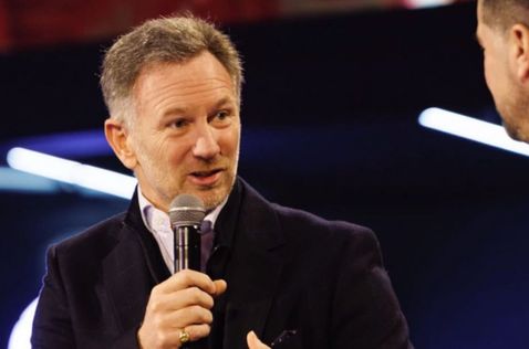 Кристиан Хорнер во время выступления в Дублине, фото из социальных сетей