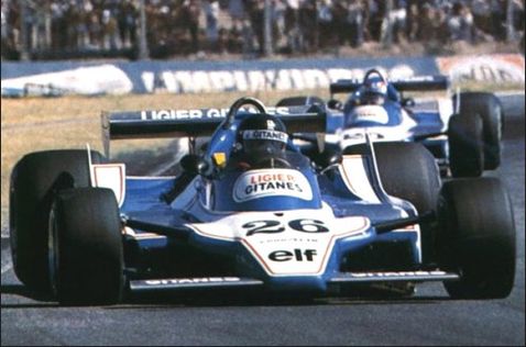 Жак Лаффит за рулем Ligier JS11