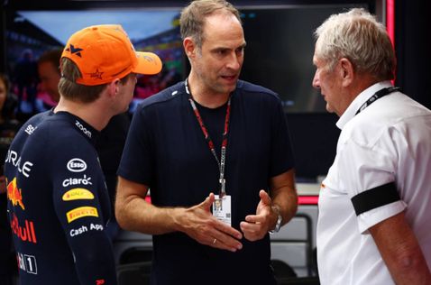 Макс Ферстаппен, Оливер Минцлафф и Хельмут Марко, фото XPB