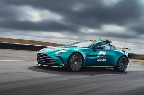 Vantage S – новый автомобиль безопасности, фото Aston Martin