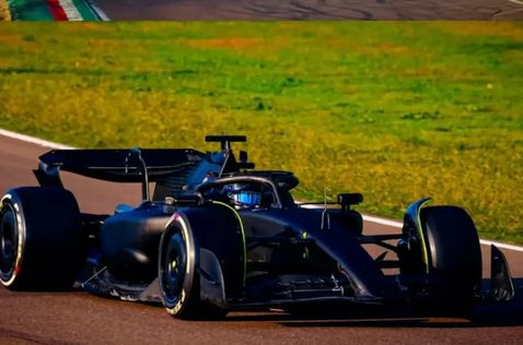 Серхио Перес за рулём Ferrari SF-23 на тестах в Имоле, фото из социальных сетей