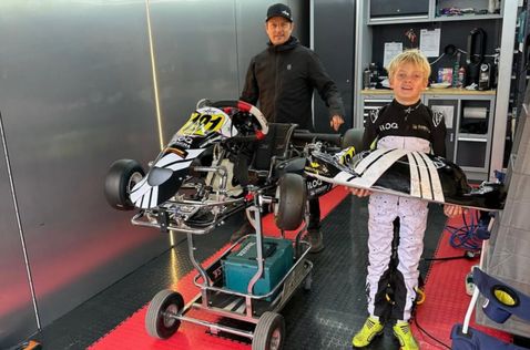 Кими Райкконен и его сын Робин, фото их социальных сетей