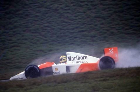 Айртон Сенна за рулём McLaren MP4/6 на пути к победе в Сан-Паулу, 1991 год, фото XPB