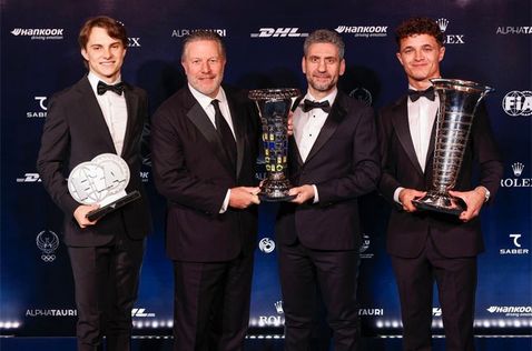 Представители команды McLaren на гала-церемонии FIA