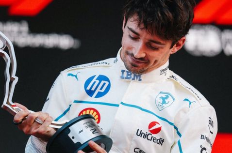 Шарль Леклер на подиуме в Монако, фото Ferrari