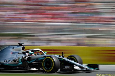 Льюис Хэмилтон